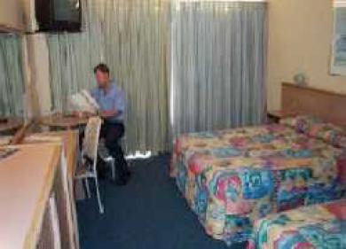 The Metropolitan Spring Hill Motel